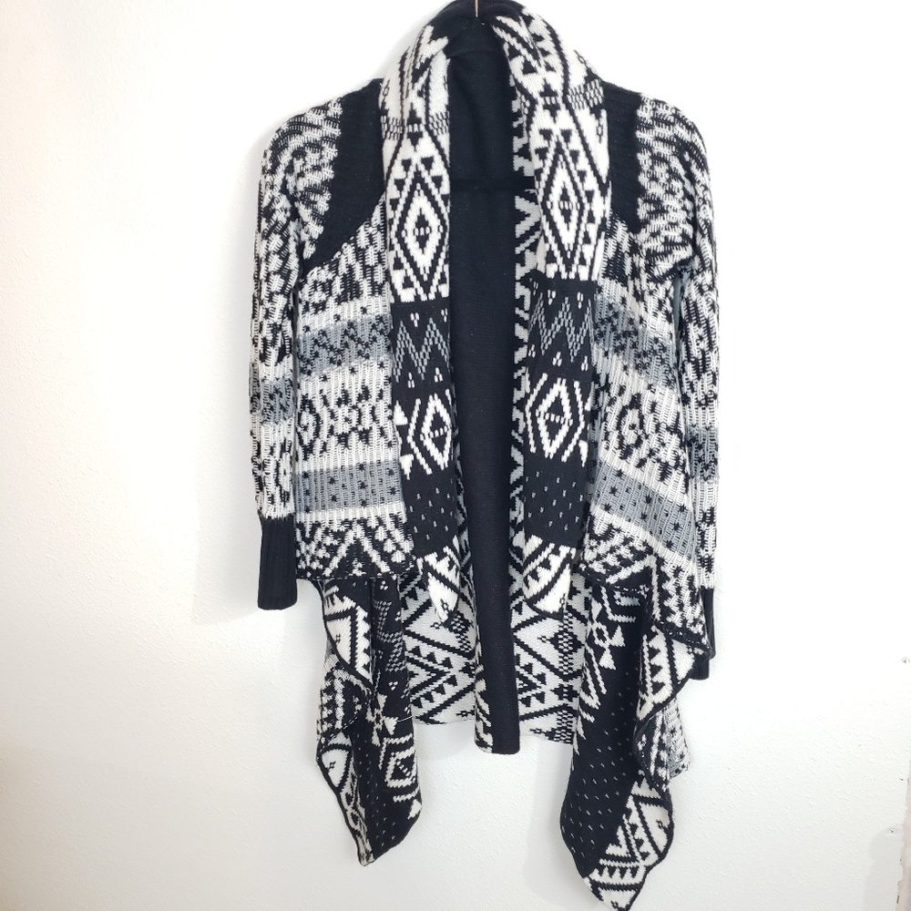 MAURICES Boho Black and White Cardigan
